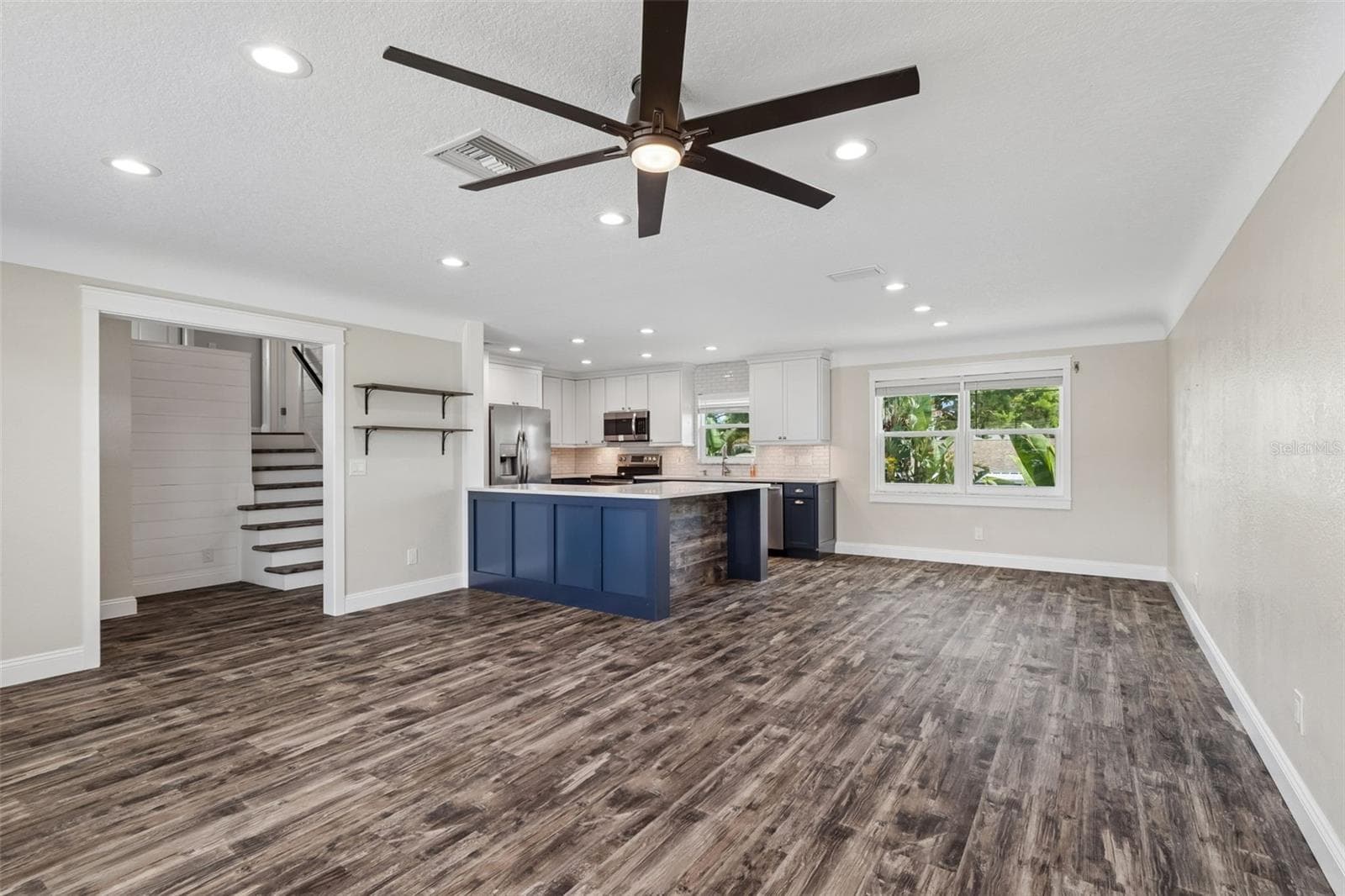 13548 Bellewood Ave photo 3