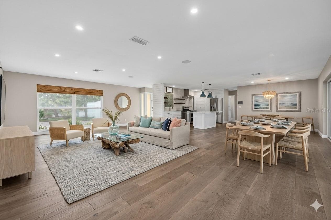 4200 Beach Dr SE photo 4