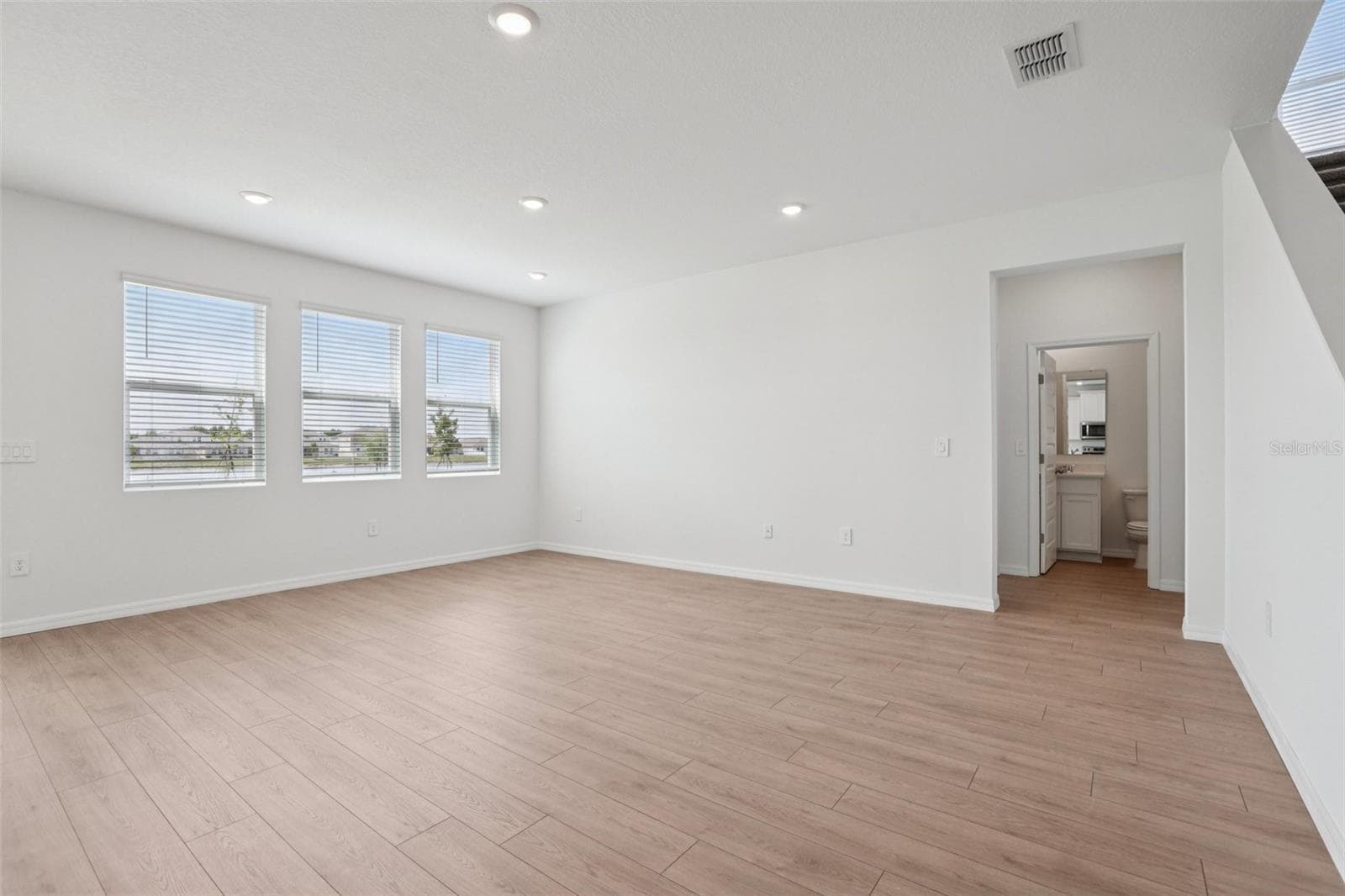 5352 Cloudberry Ave photo 4