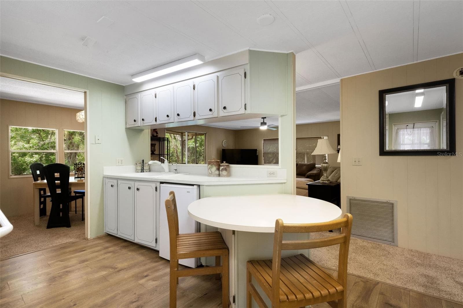 98 Cedar Elm Dr #32 photo 3