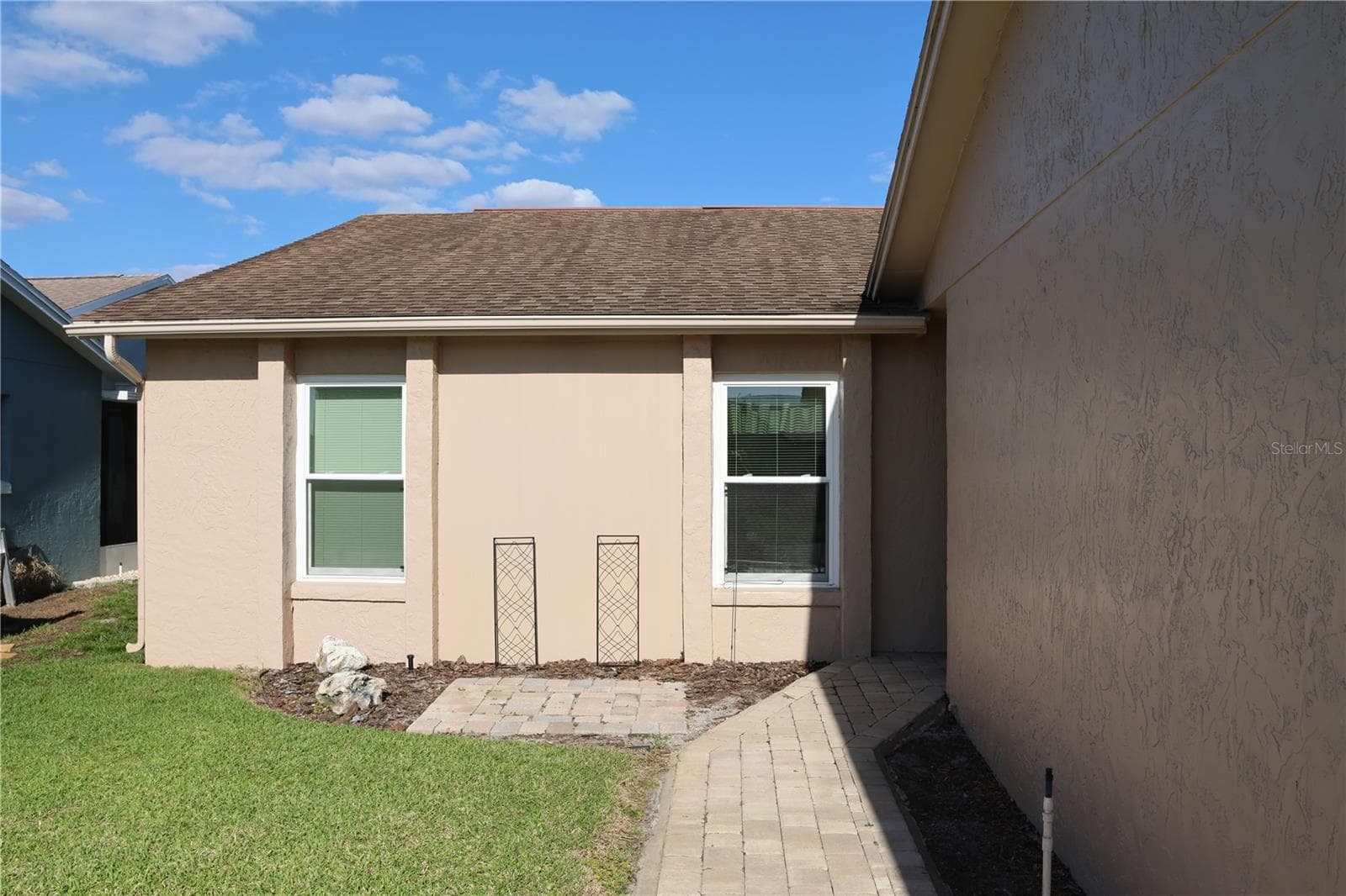 3971 Cypress Lndg W photo 5