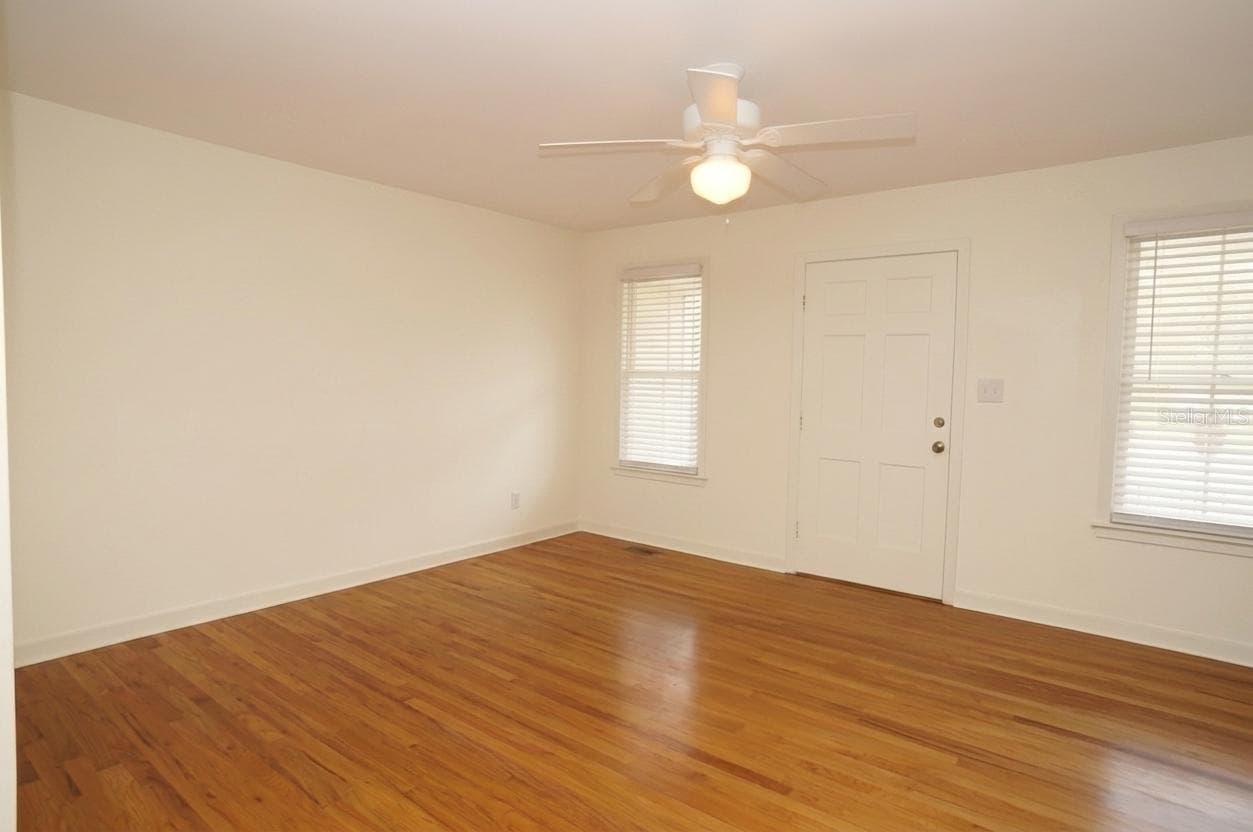 305 S Audubon Ave photo 3