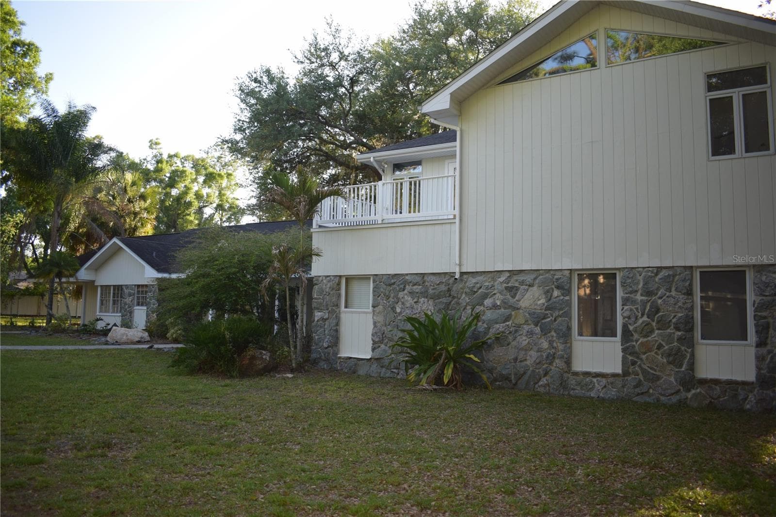 16308 Rock Lake Dr photo 5