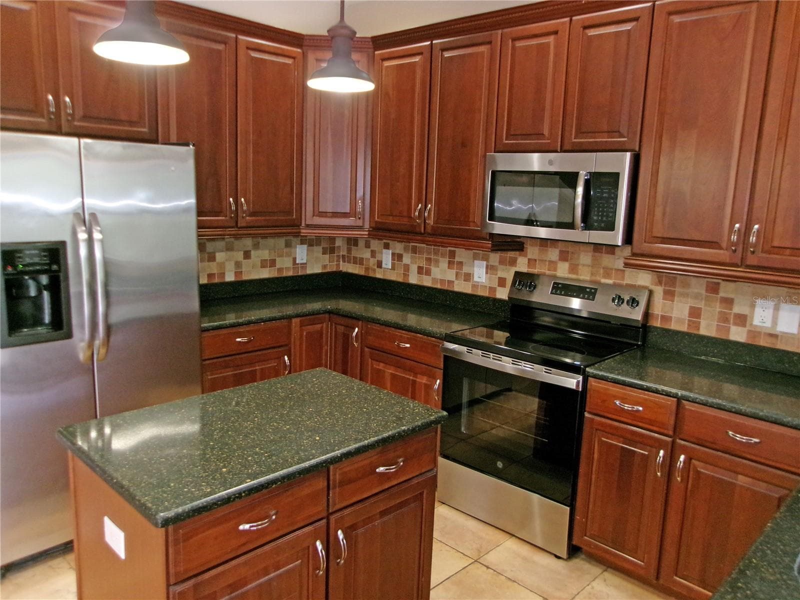 11314 Oyster Bay Cir photo 5