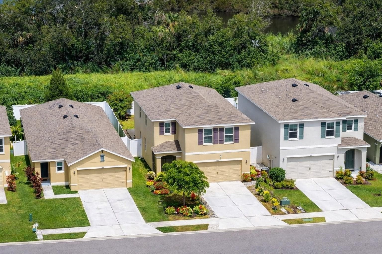 5206 Willow Breeze Way photo 3