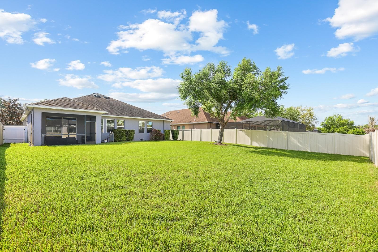 11204 Coventry Grove Cir photo 2