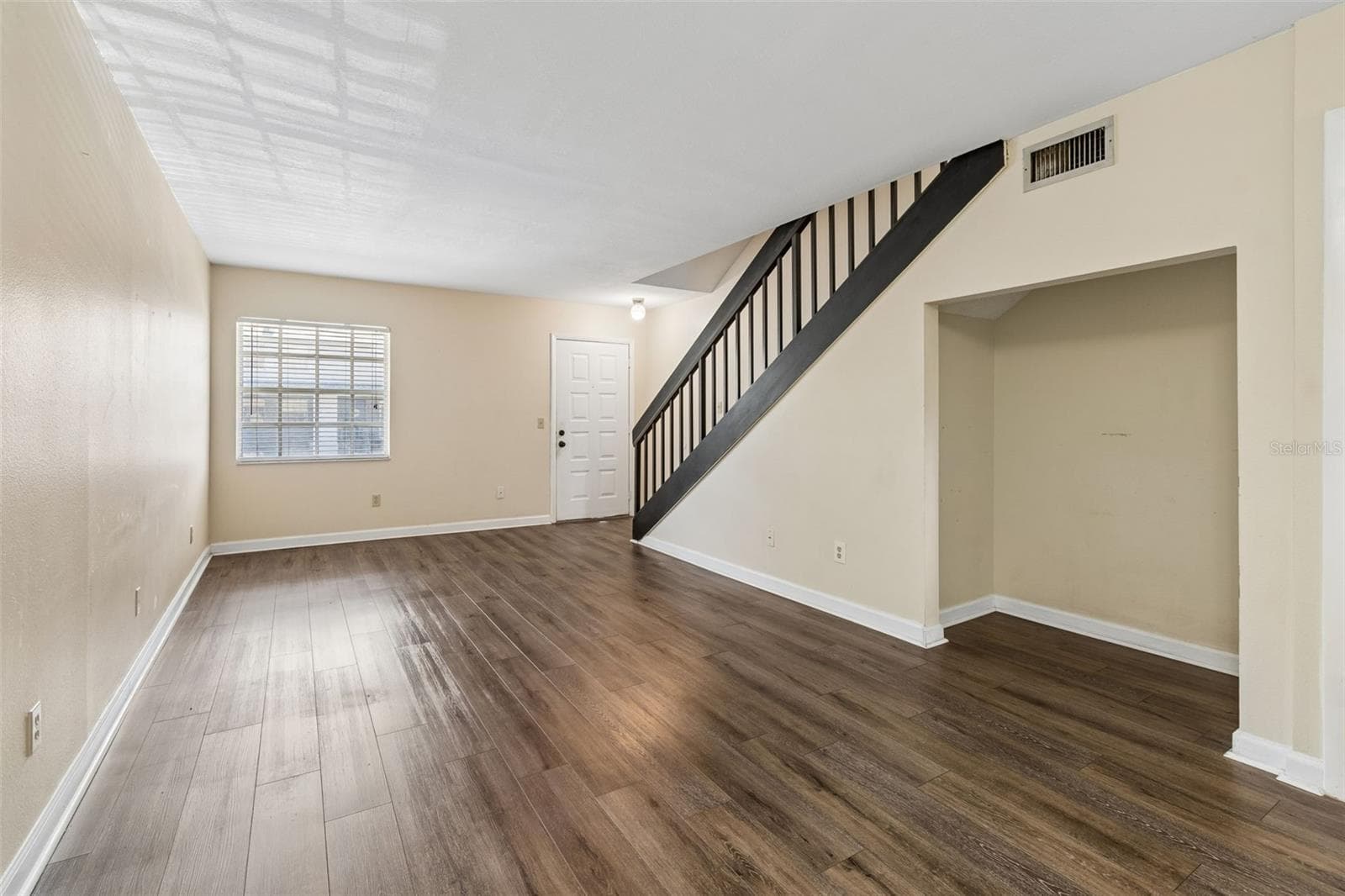 4839 McElroy #F206 photo 5