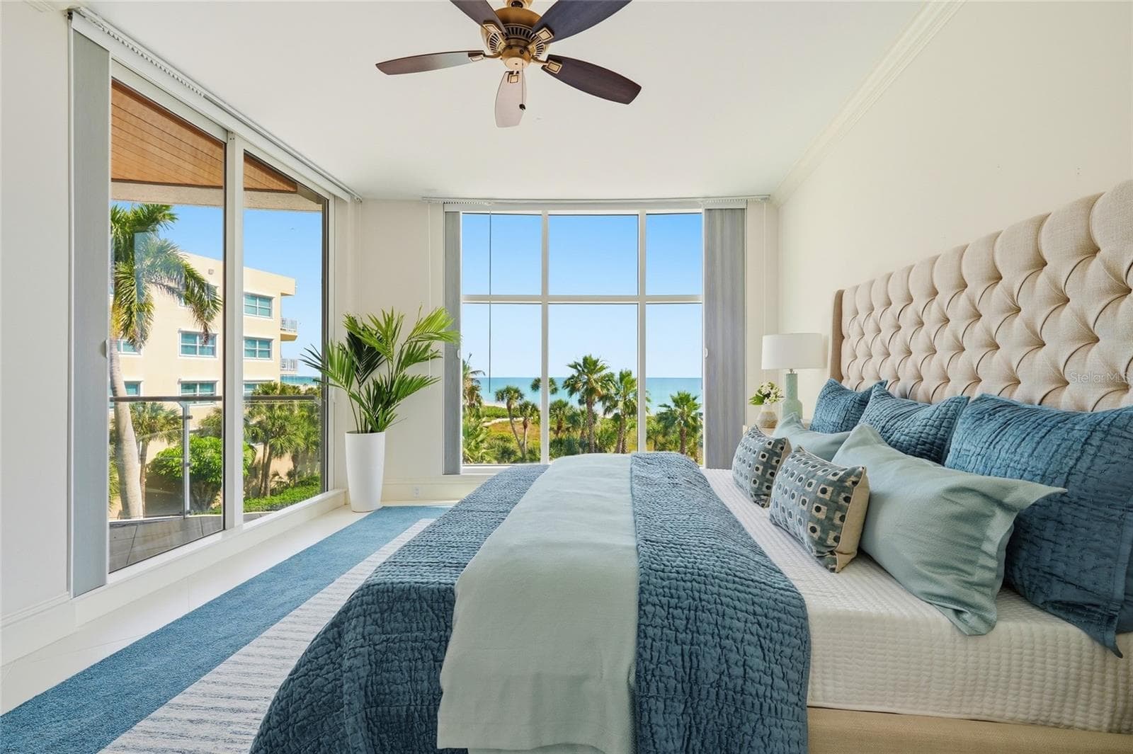 2251 Gulf Of Mexico Dr #301 photo 4