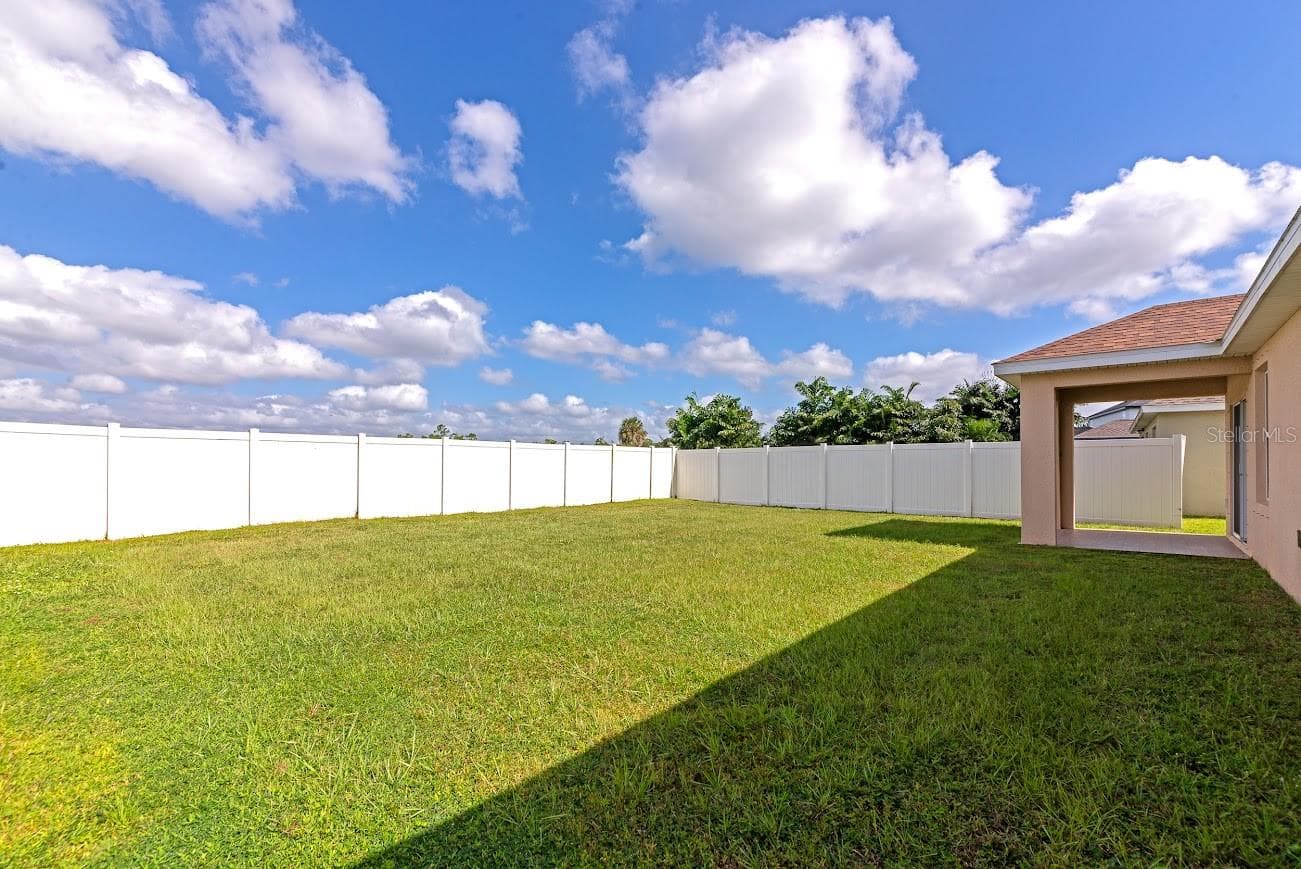 15517 Rose Grove Dr photo 4