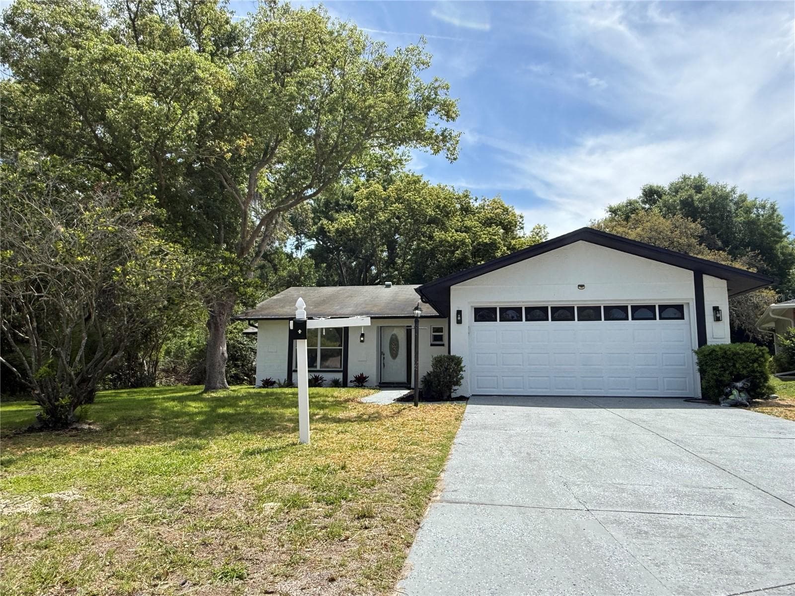 10501 Hardwood CT photo 2