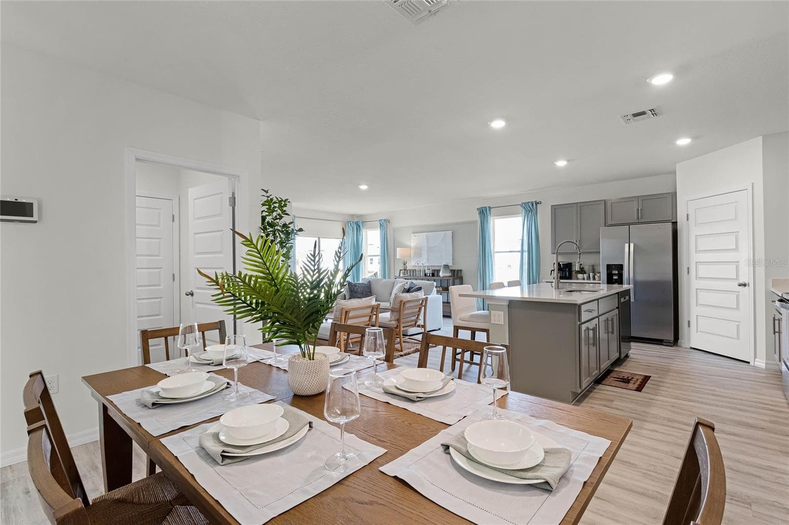 7851 Forrest Fox Way photo 4