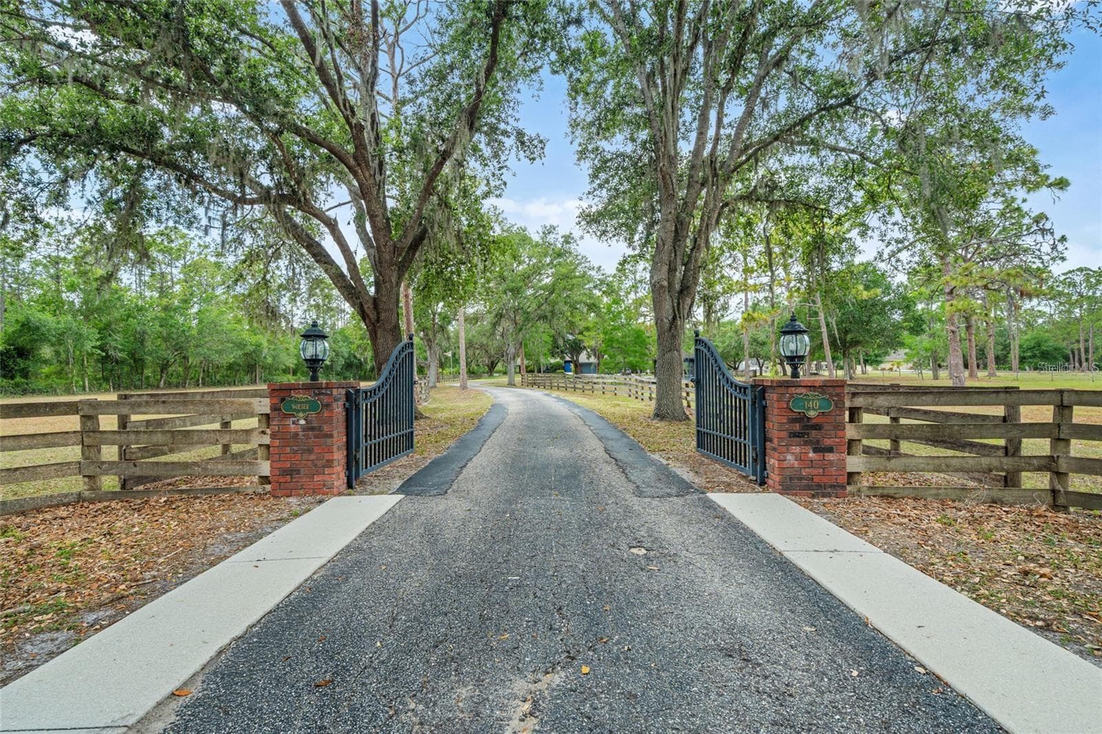 140 Cowpen Ln photo 2