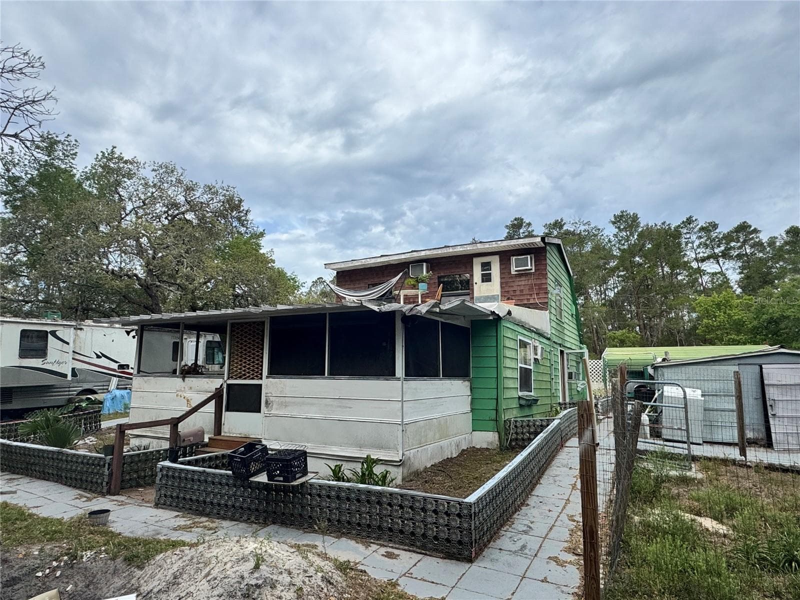 17528 Coyote Rd photo 4