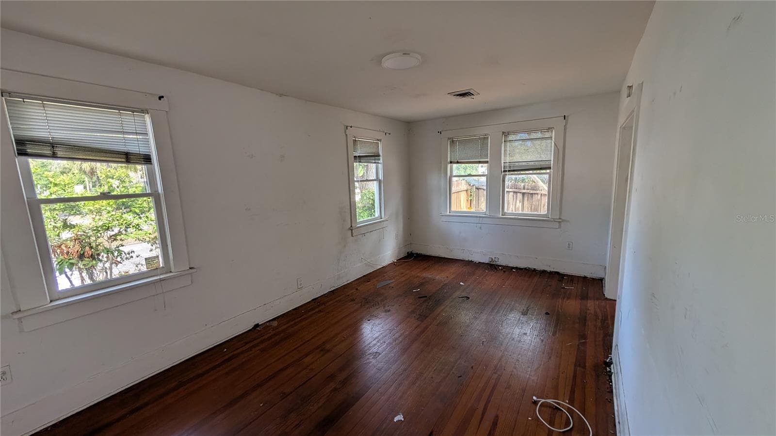 114 S Bungalow Park Ave photo 4