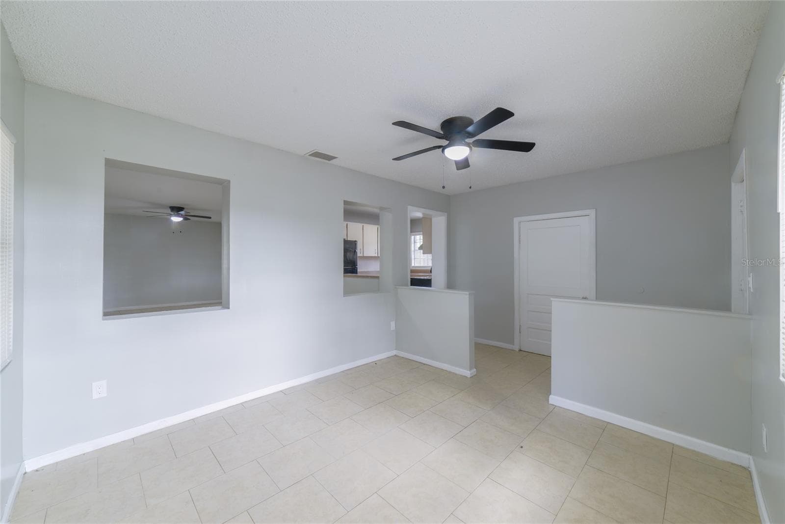 14341 Delmar St photo 3