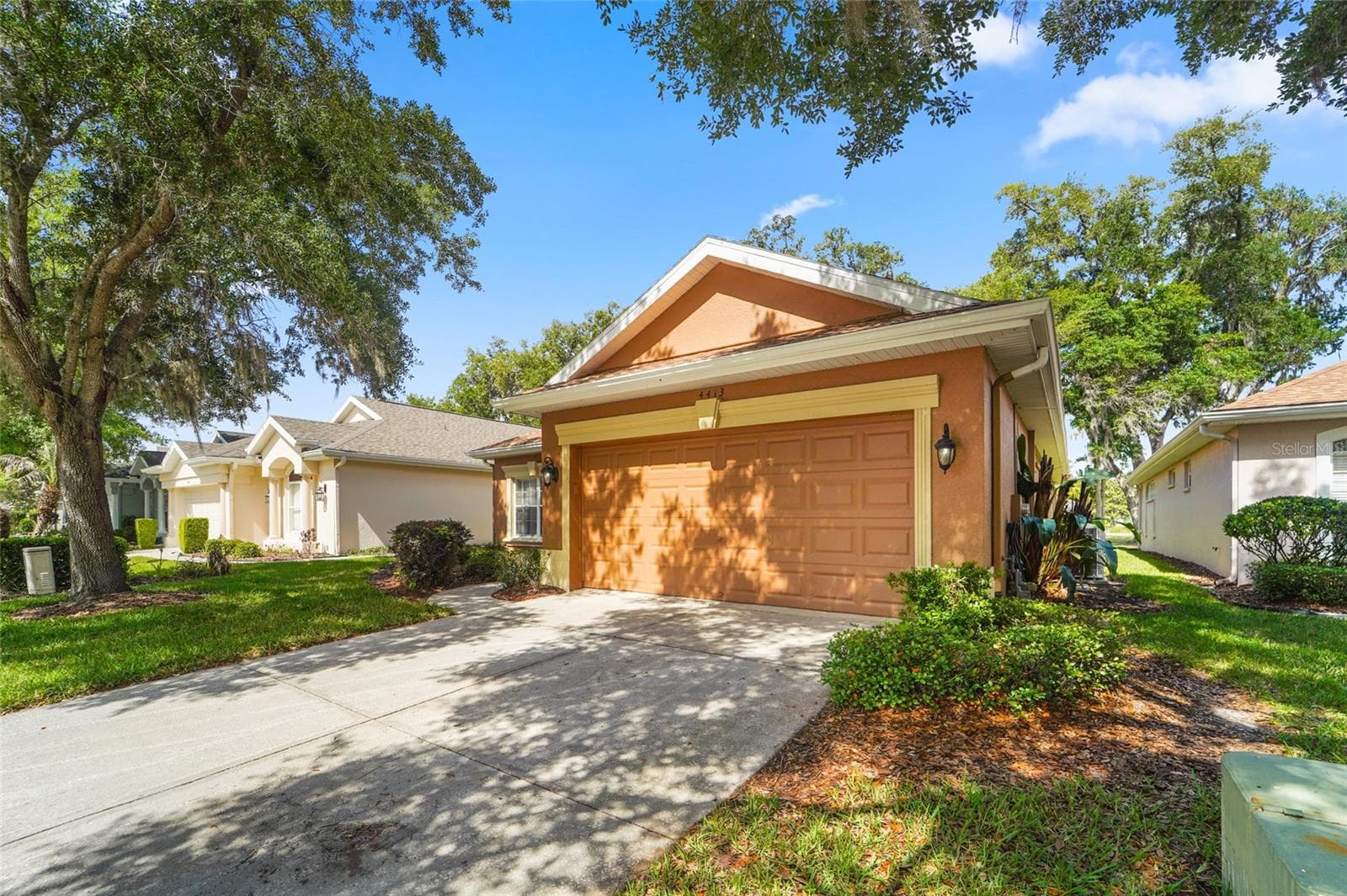 4413 Caliquen Dr photo 2