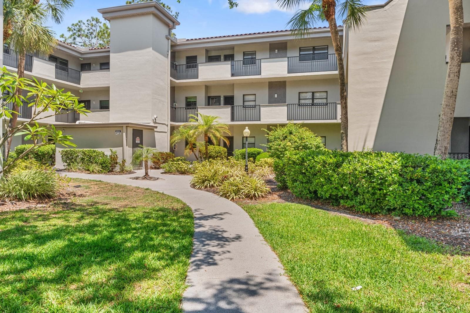 2650 Countryside Blvd #B307 photo 2
