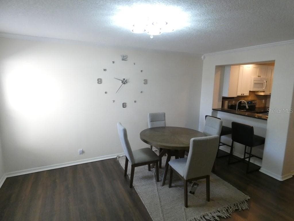 2554 Sea Wind Way photo 5