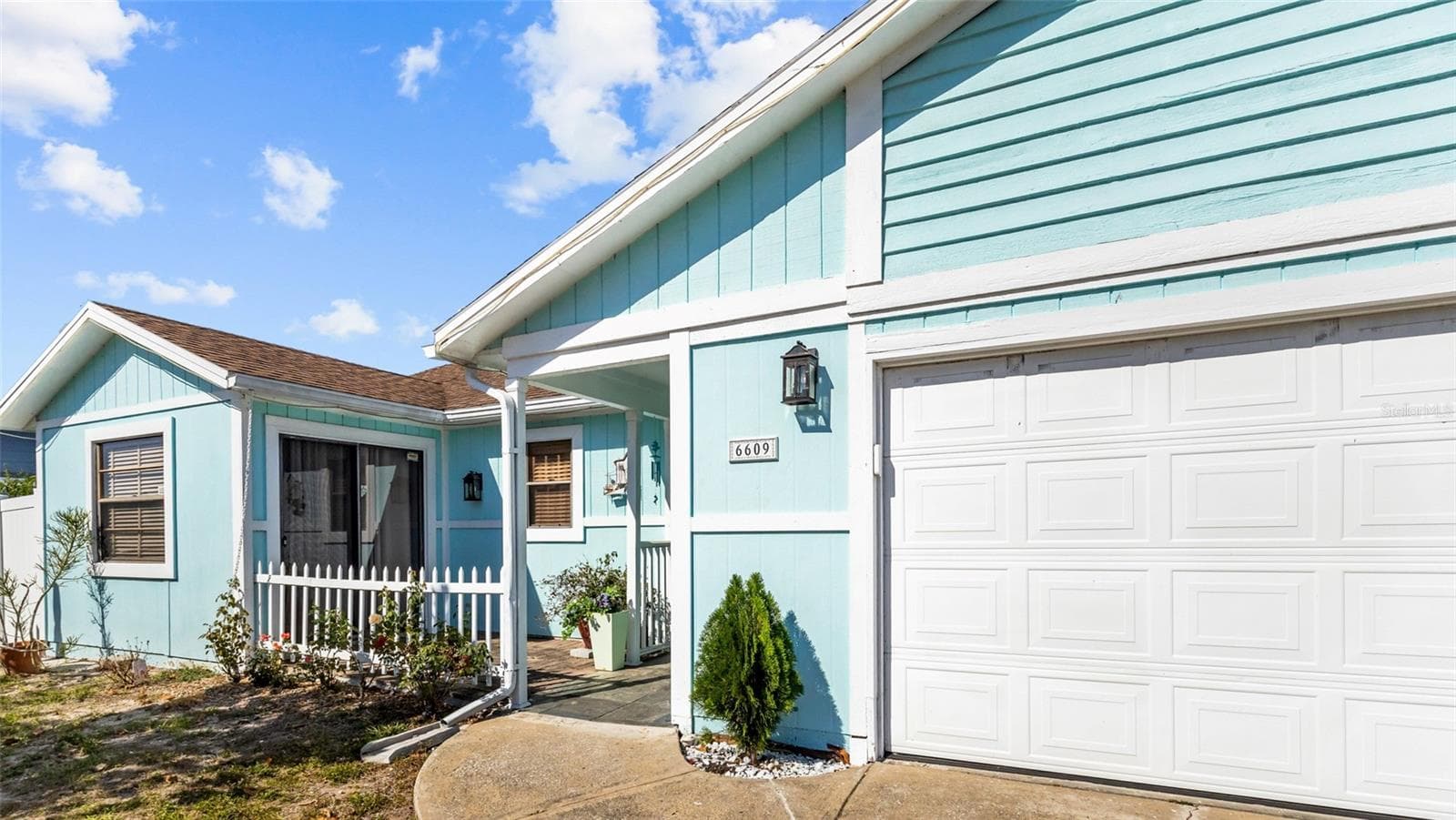 6609 Mauna Loa Blvd photo 2