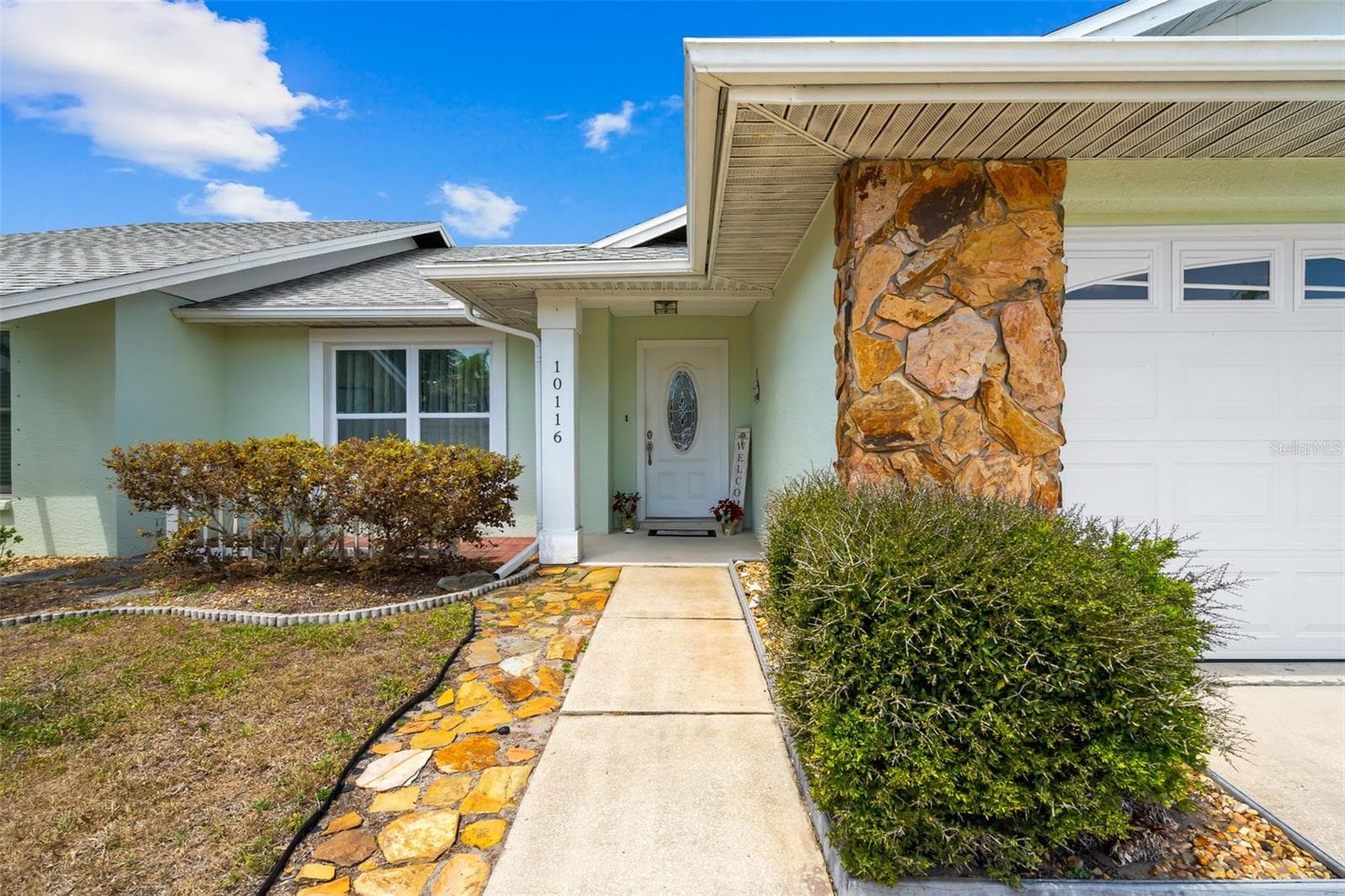 10116 Landmark Dr photo 4