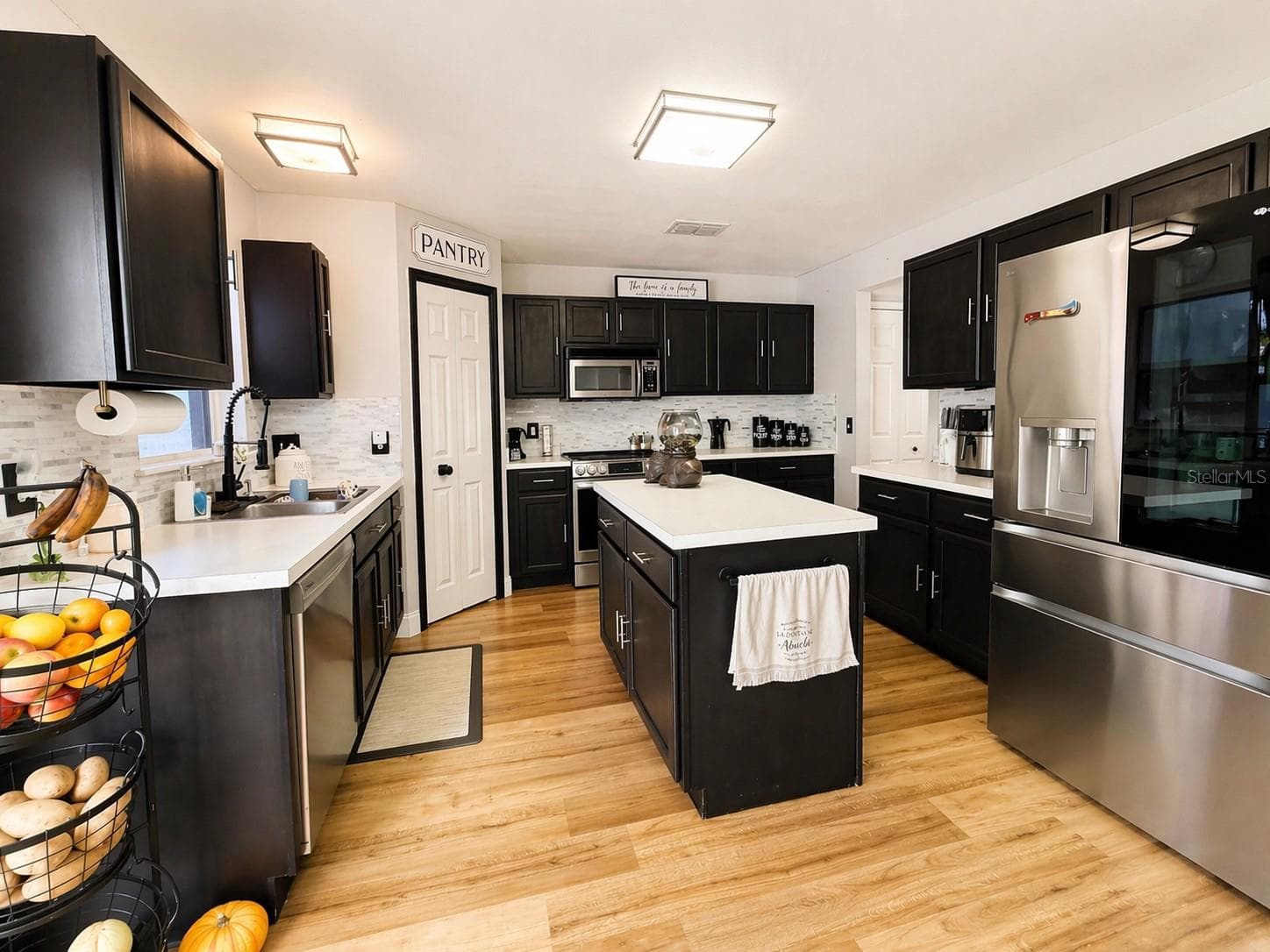 3483 Charmwood Ave photo 3