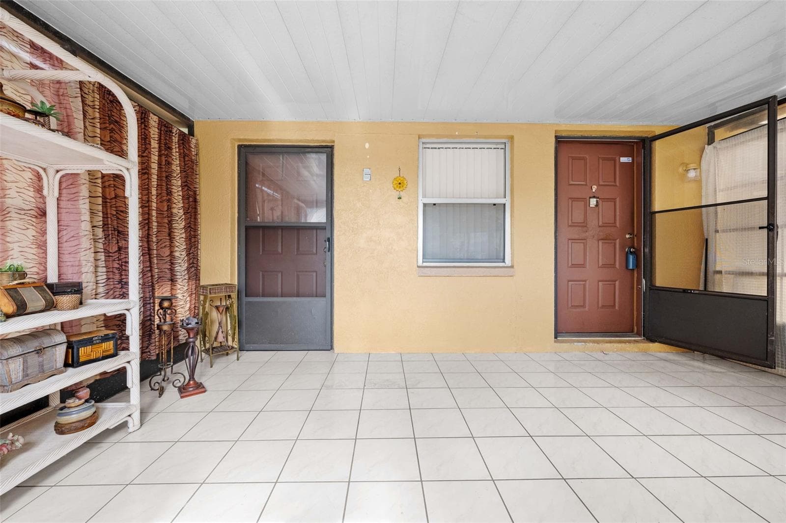 17322 Harmony Dr photo 5