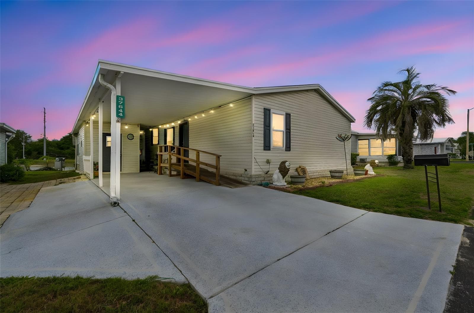 37644 Pinata Ave photo 2