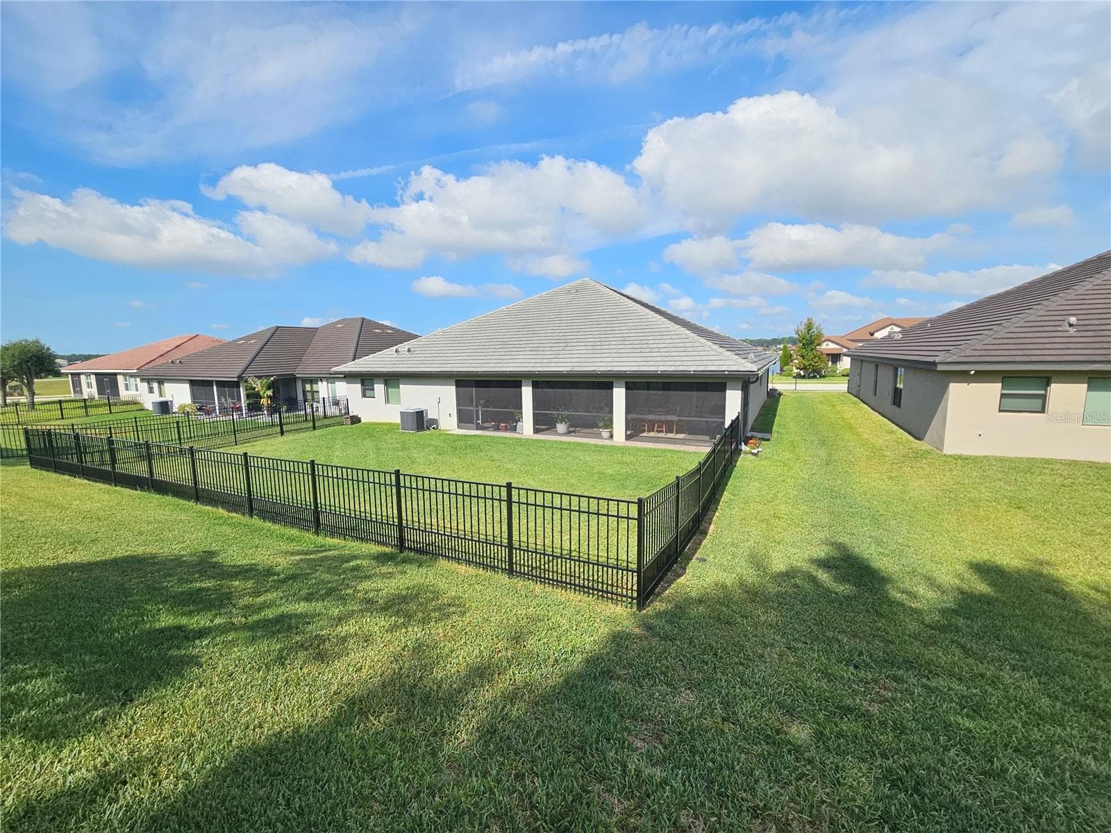 4222 Juliana Lake Dr photo 4