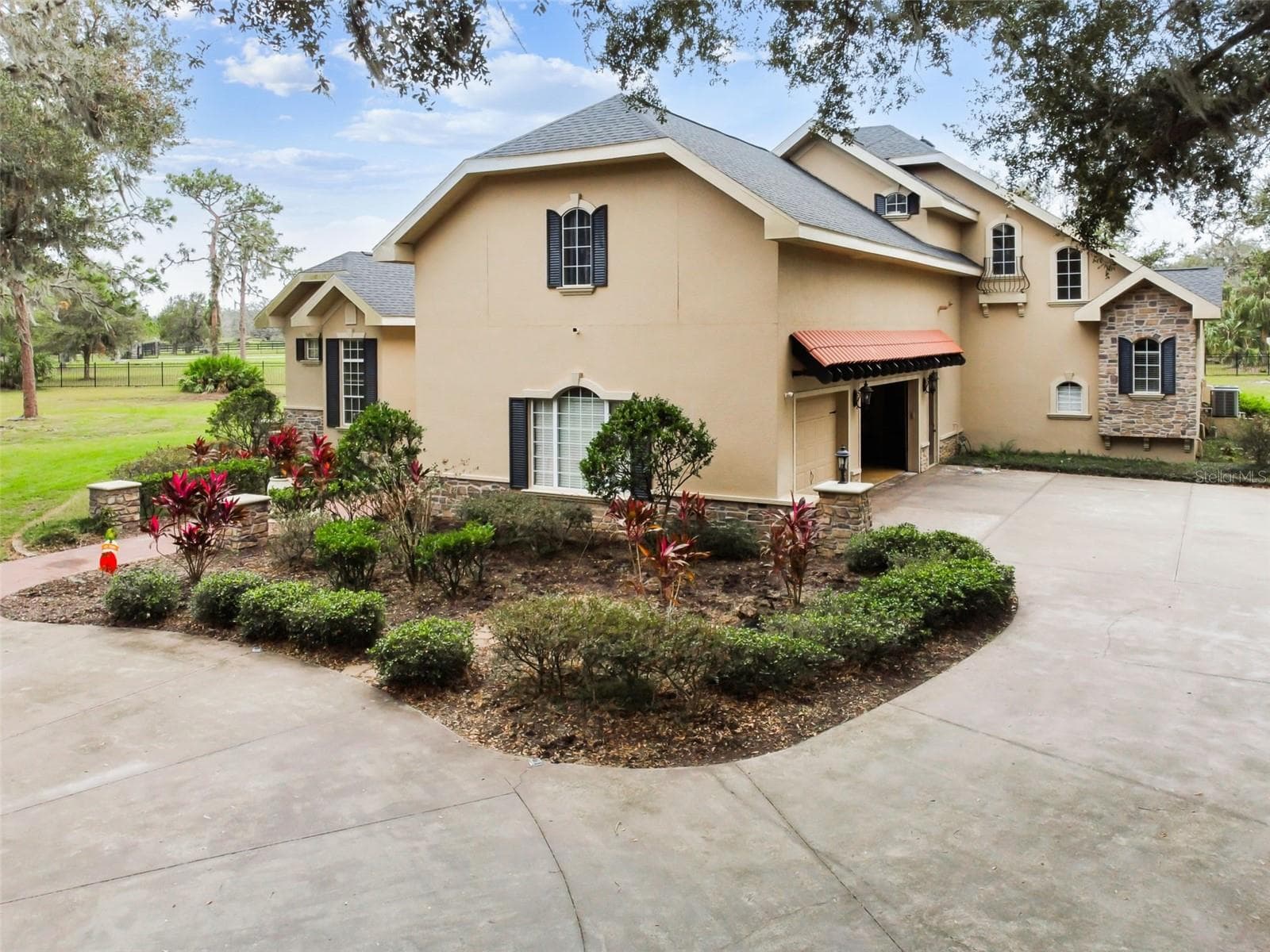 12709 Mannhurst Oak Ln photo 5