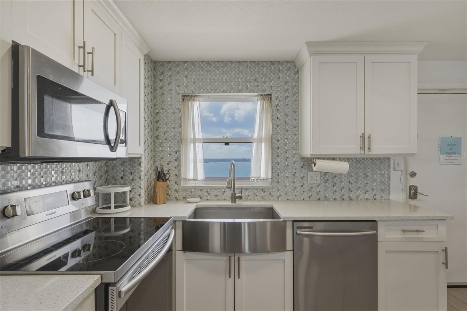 1270 Gulf Blvd #1202 photo 5