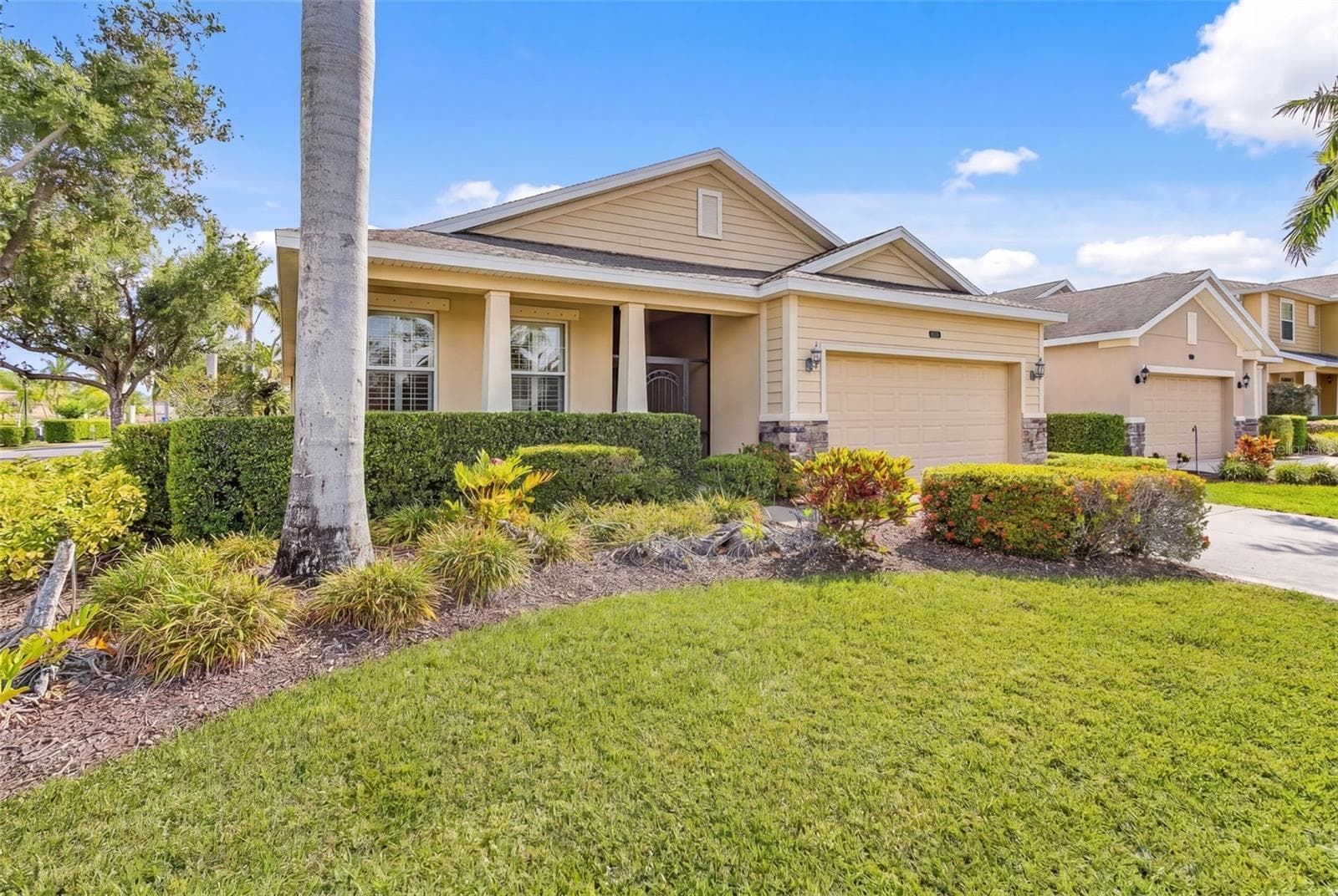 8531 Karpeal Dr photo 3