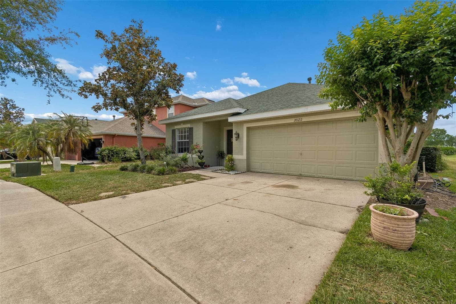 20122 Nob Oak Ave photo 2