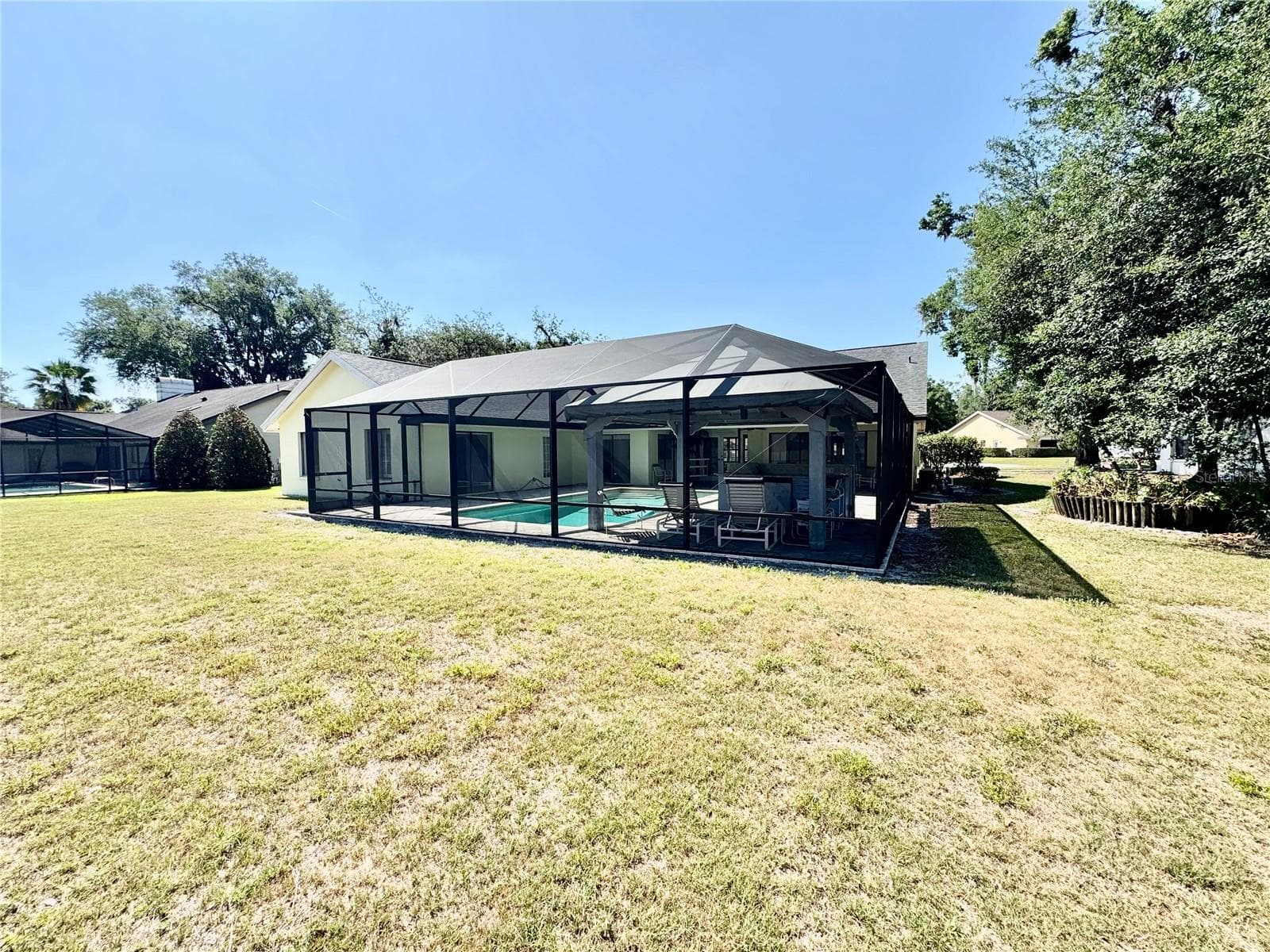 2804 Wedgewood Dr photo 5