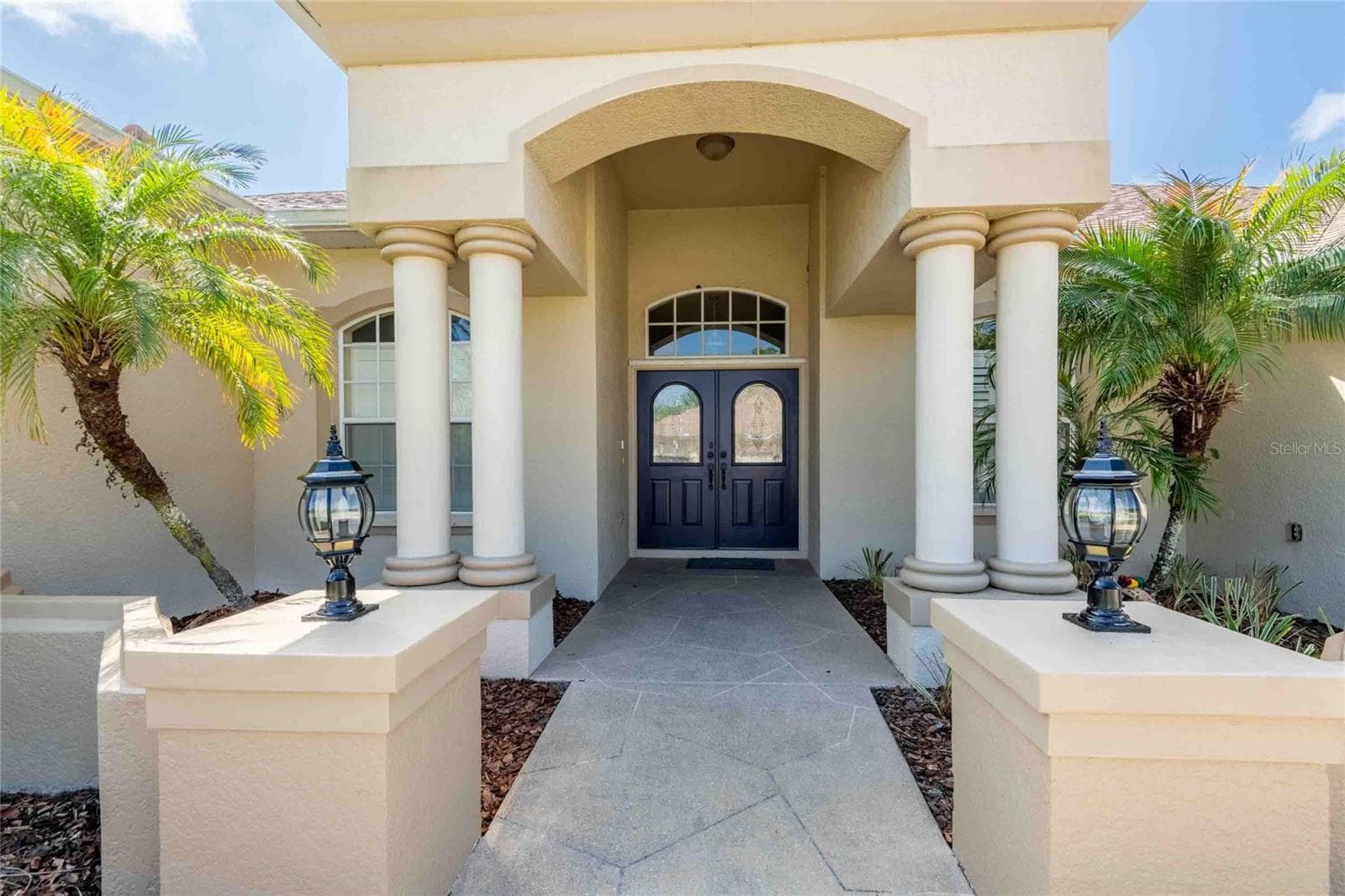 7425 Melogold Cir photo 3