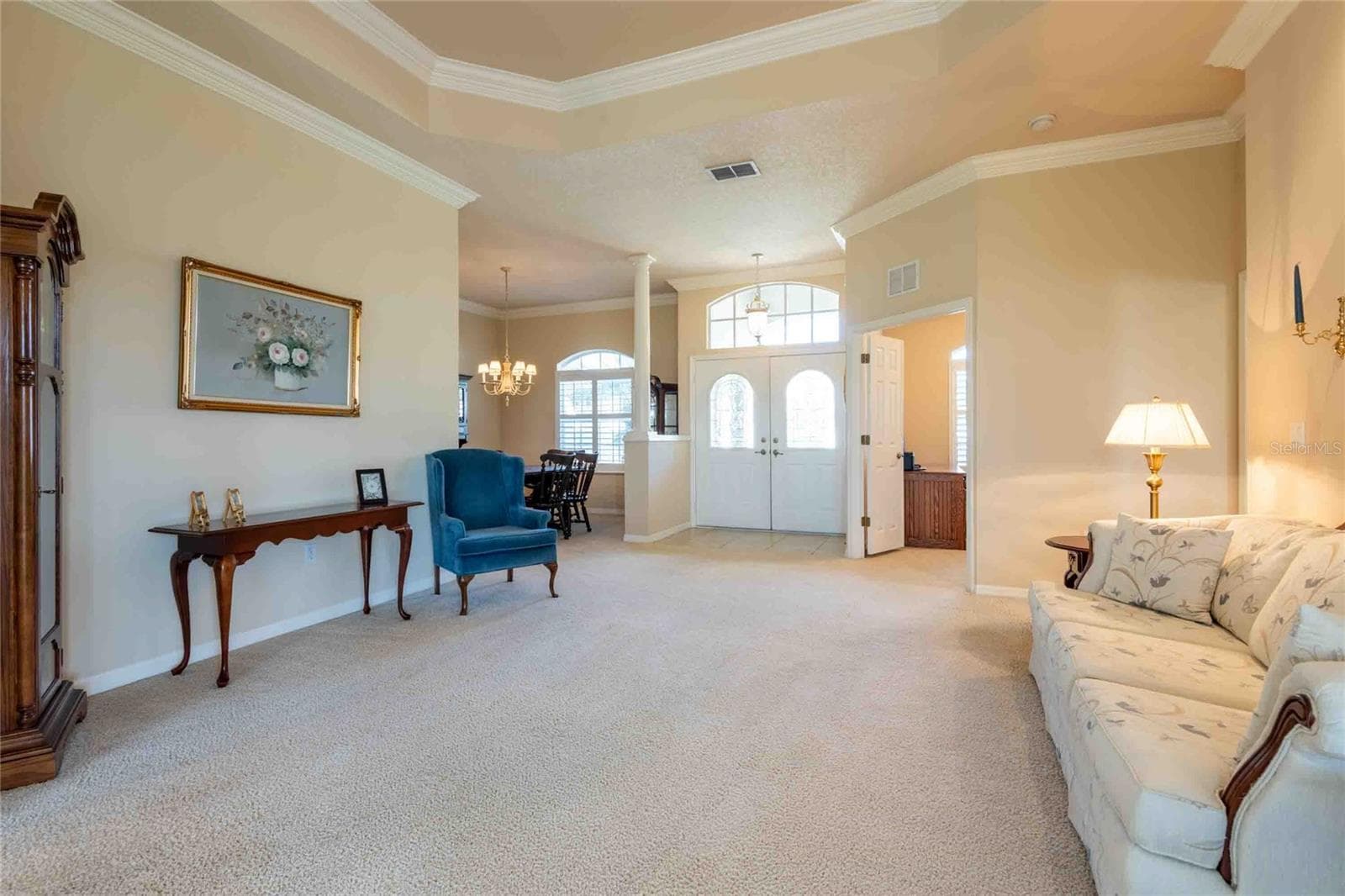 7425 Melogold Cir photo 5