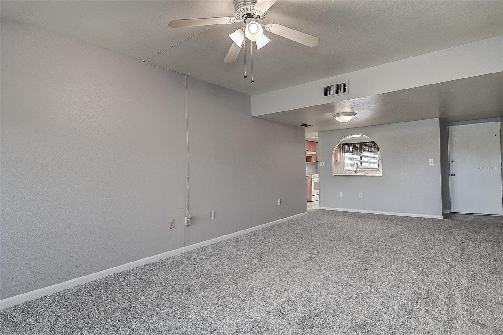 860 S Village Dr N #106 photo 4