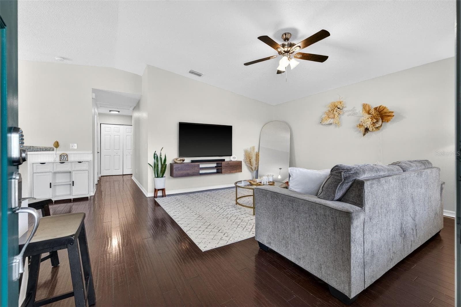5801 N Miami Pl photo 3