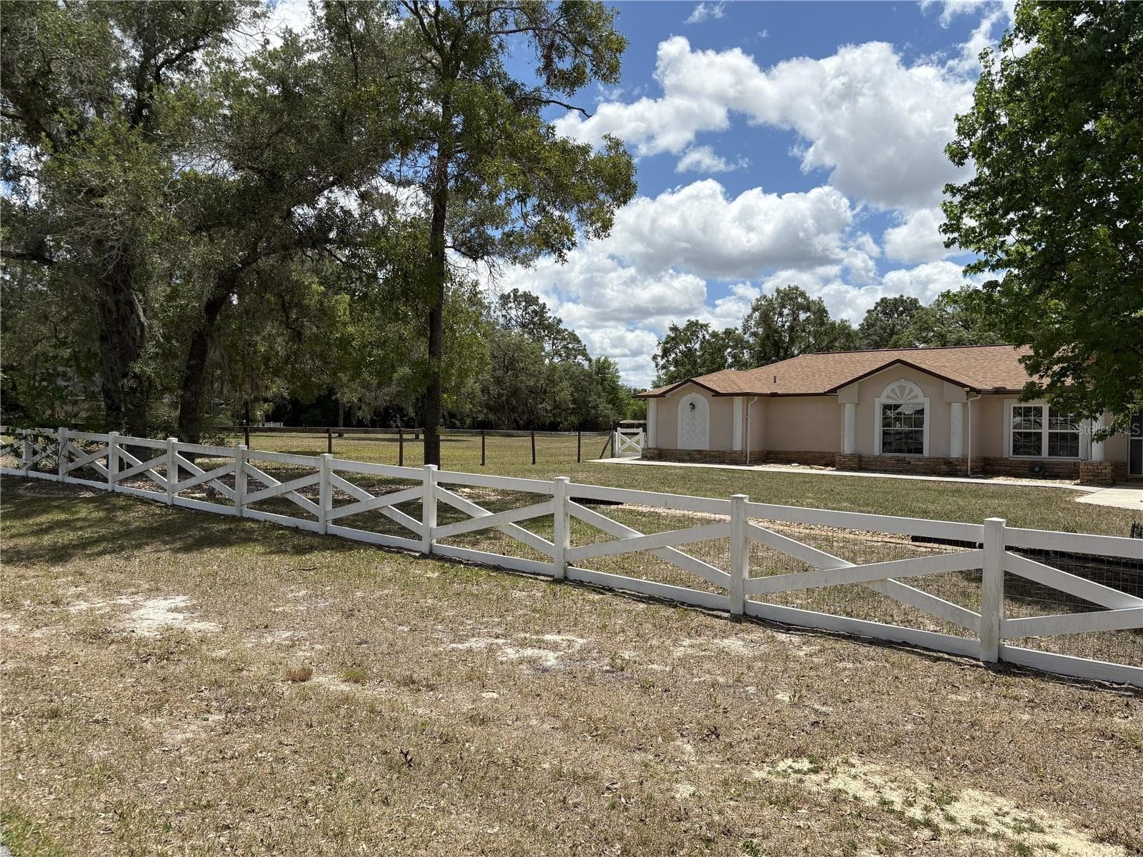 5085 Bone Ln photo 3
