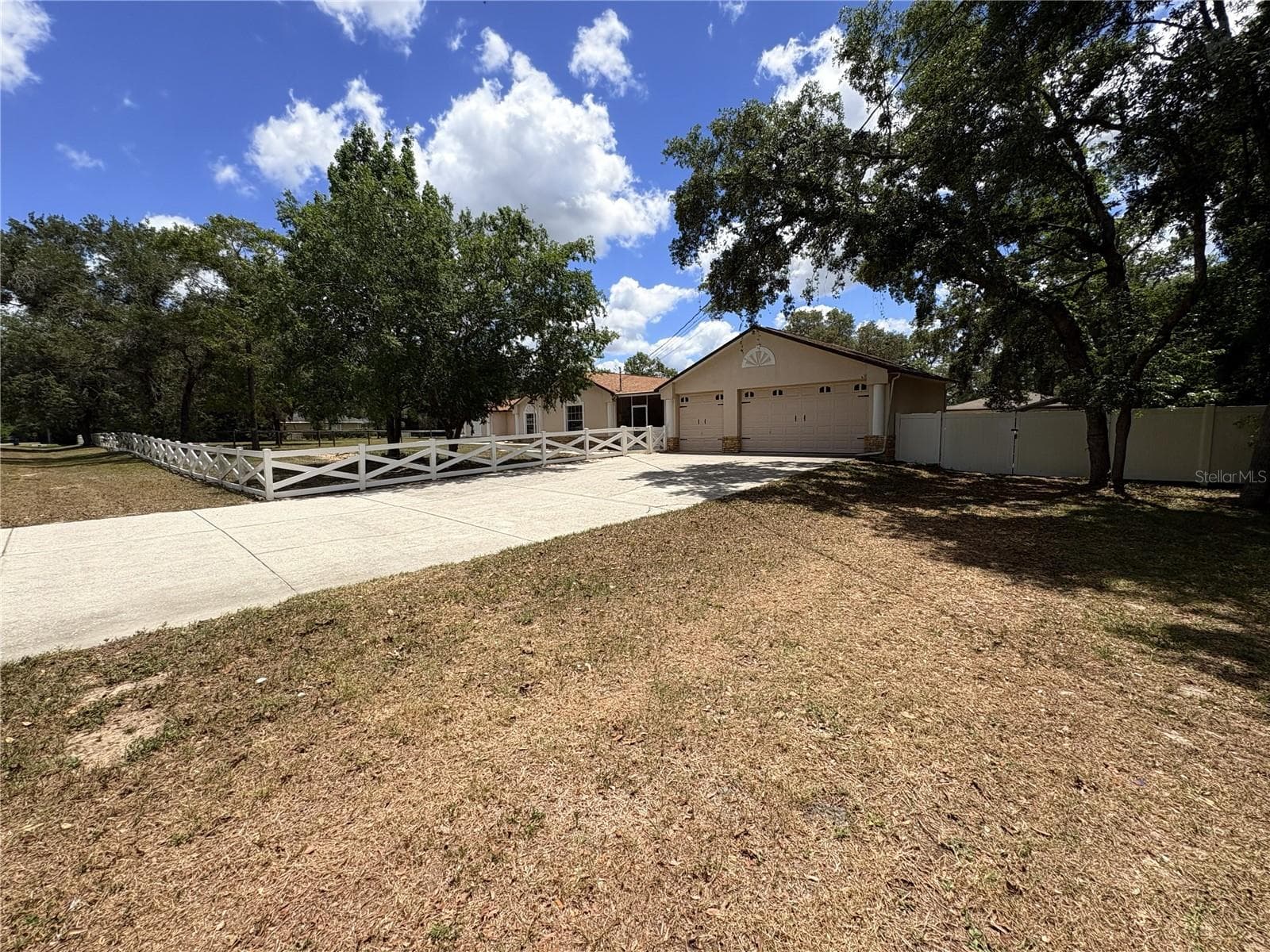 5085 Bone Ln photo 4