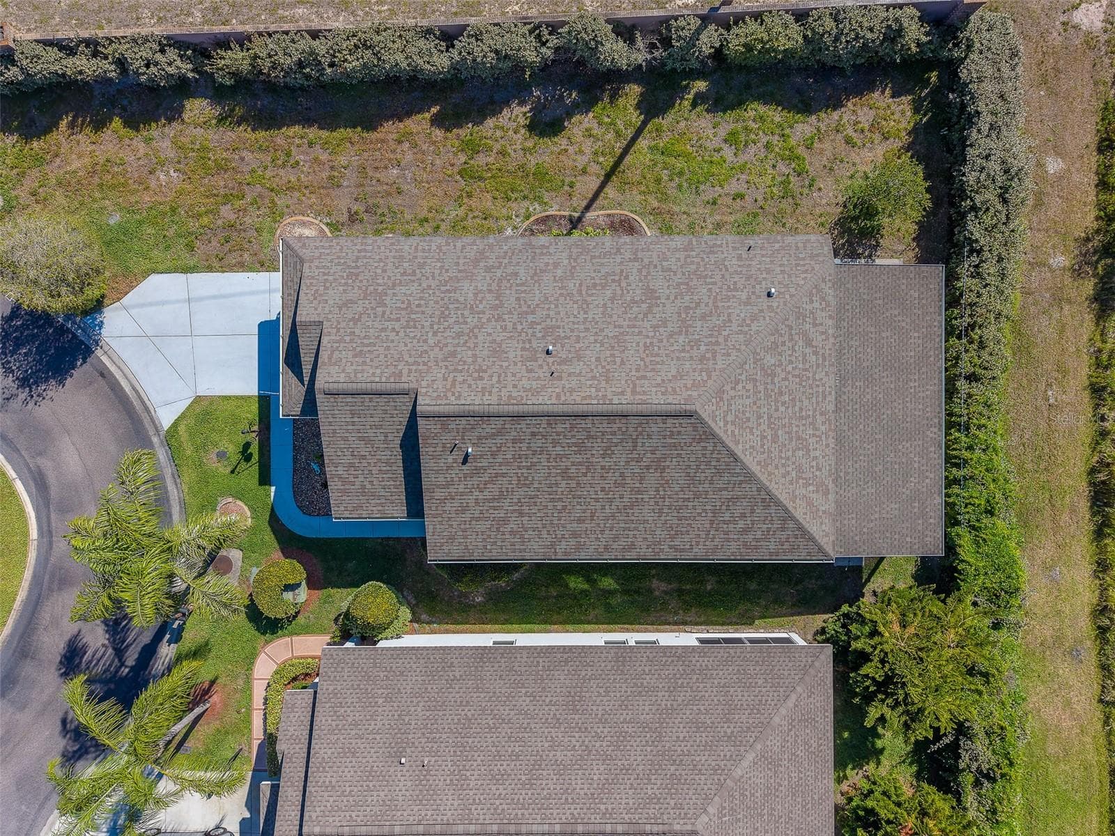 10036 Brookdale Dr photo 5