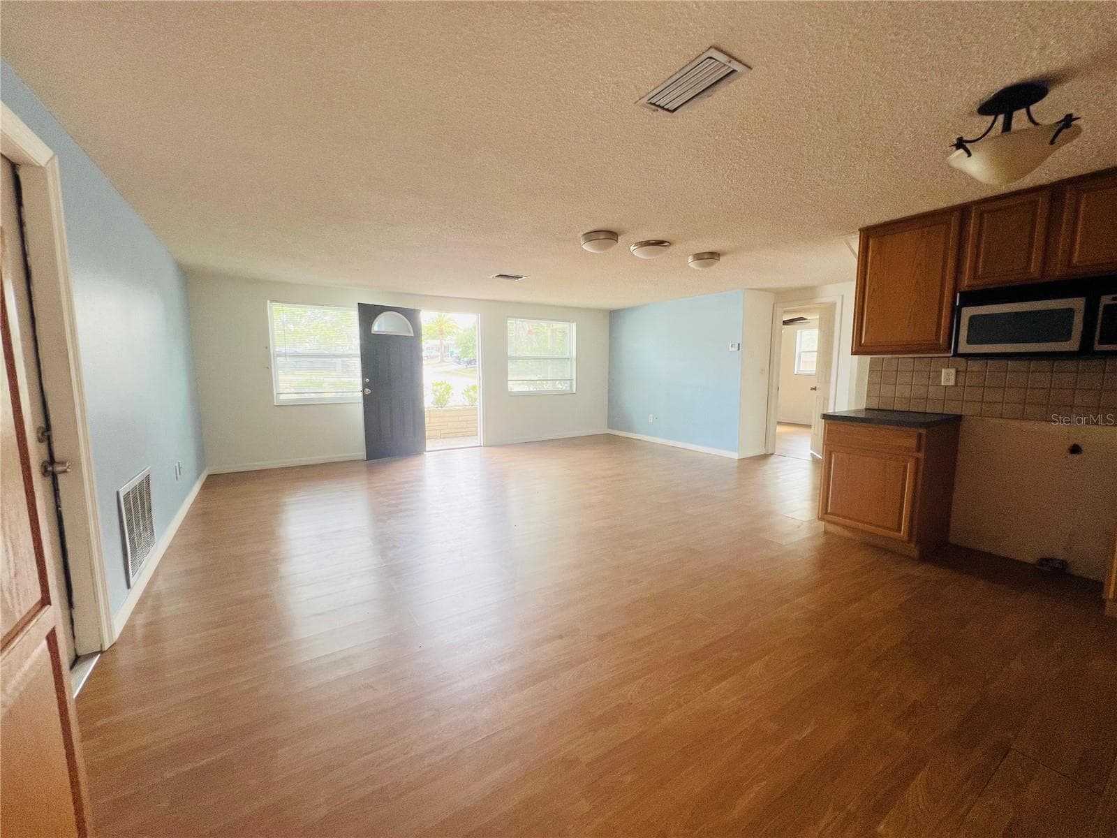 6428 Kentfield Ave photo 3