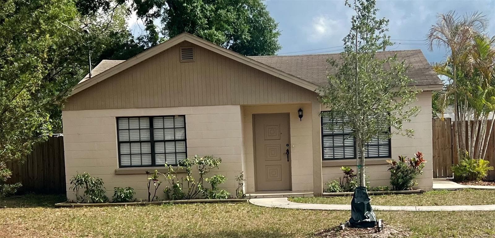 3110 W Ivy St photo 4