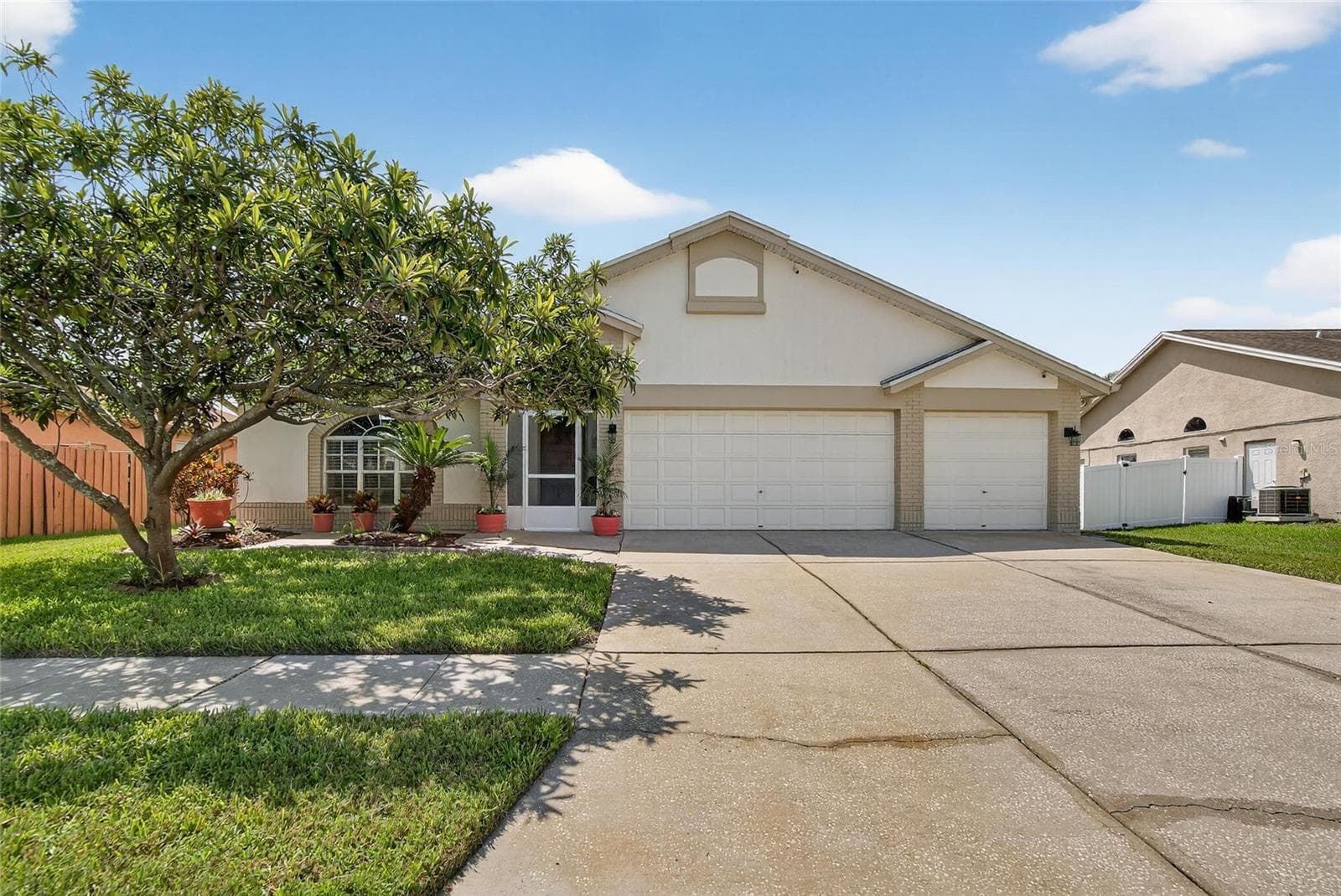 13029 Prestwick Dr photo 4