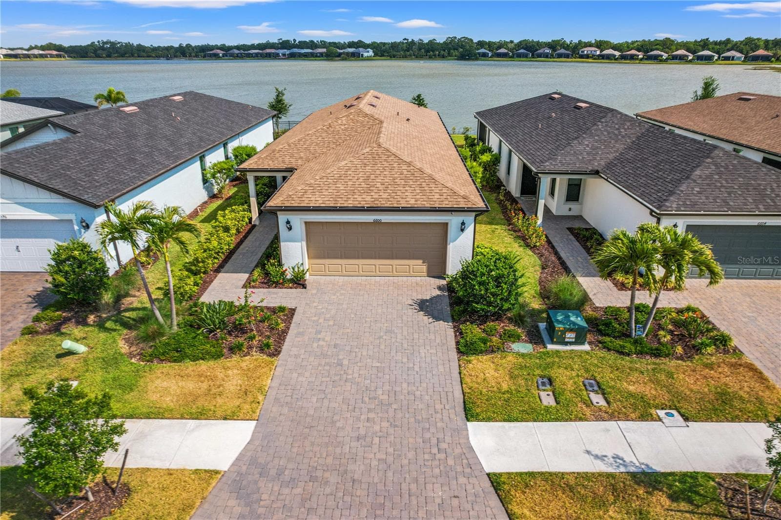 6600 Silverstar Dr photo 3