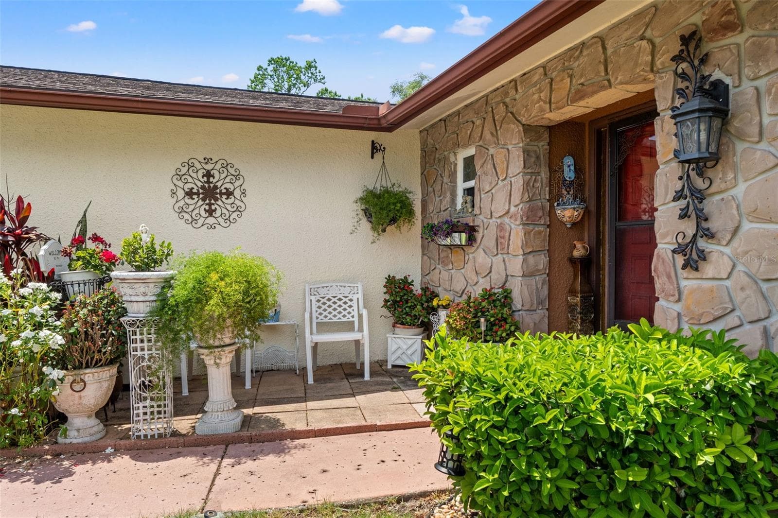 10541 Green Meadow Ln photo 3