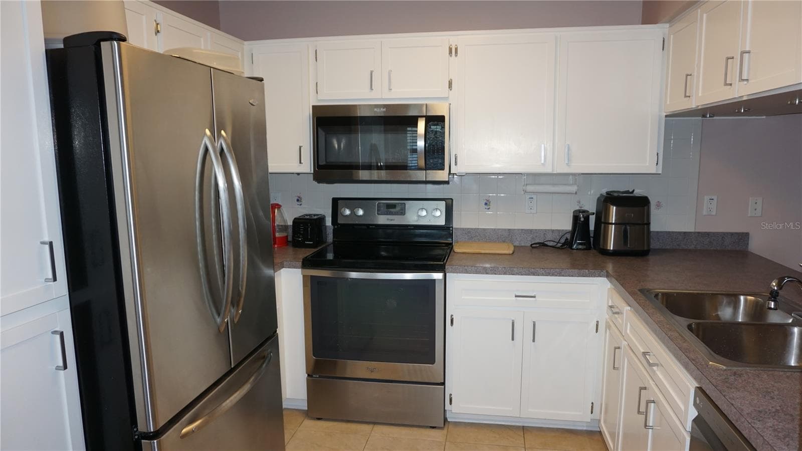 7713 Hillside CT #203 photo 4