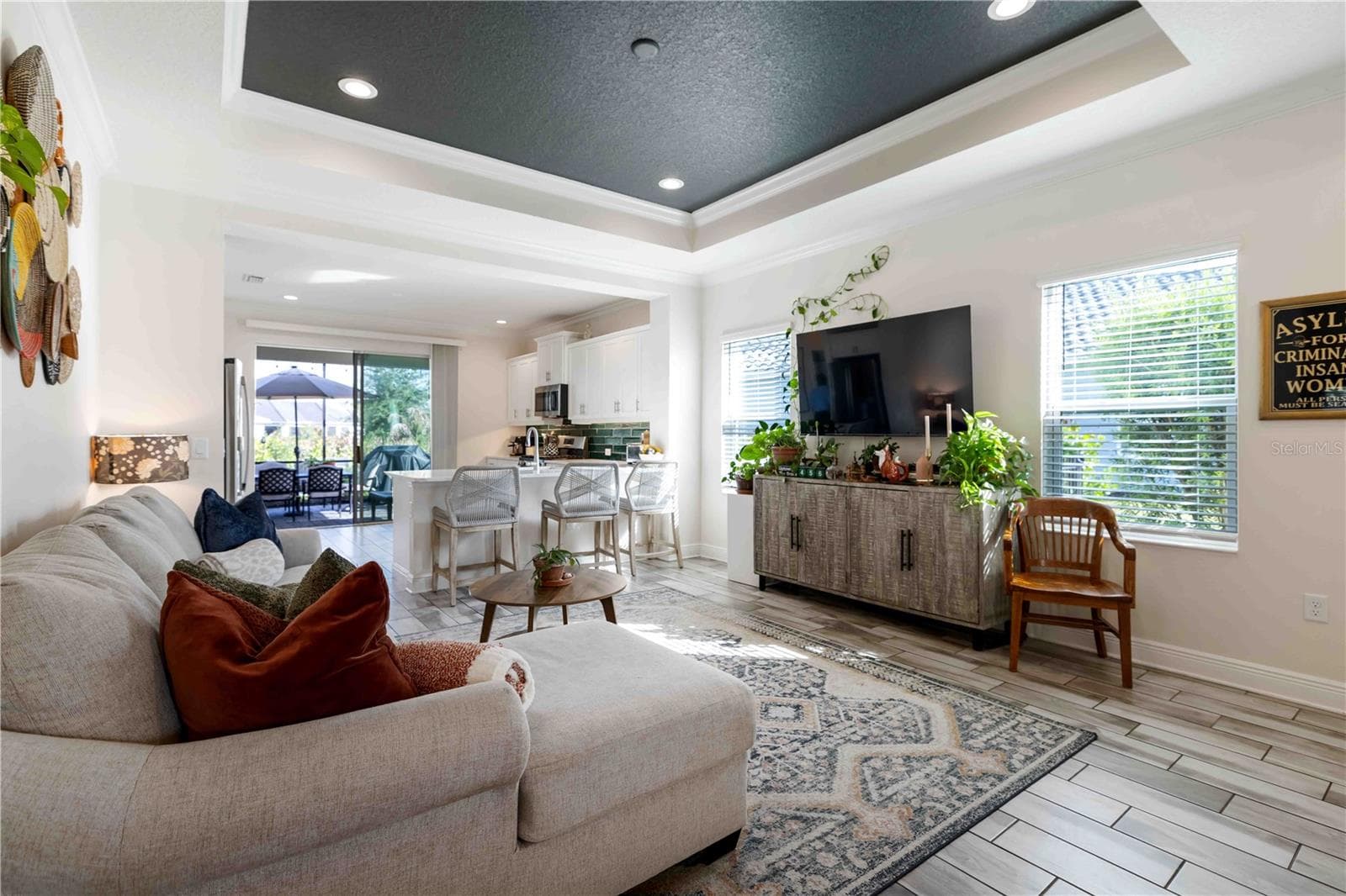 2669 Star Apple Way photo 5