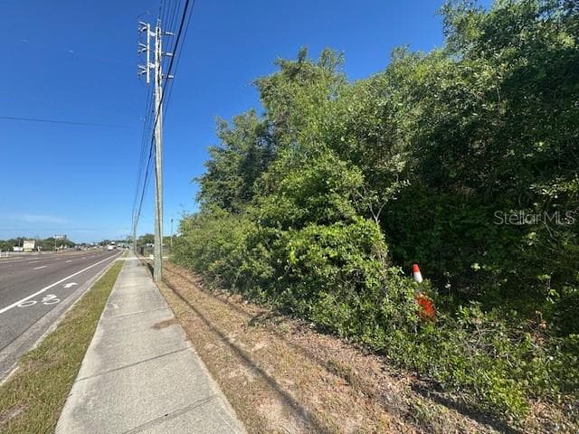 10331 State Road 52 photo 5