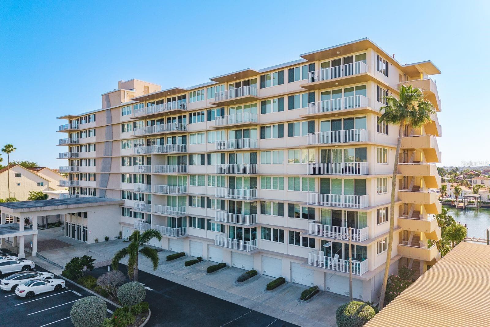 223 Island Way #2D photo 3