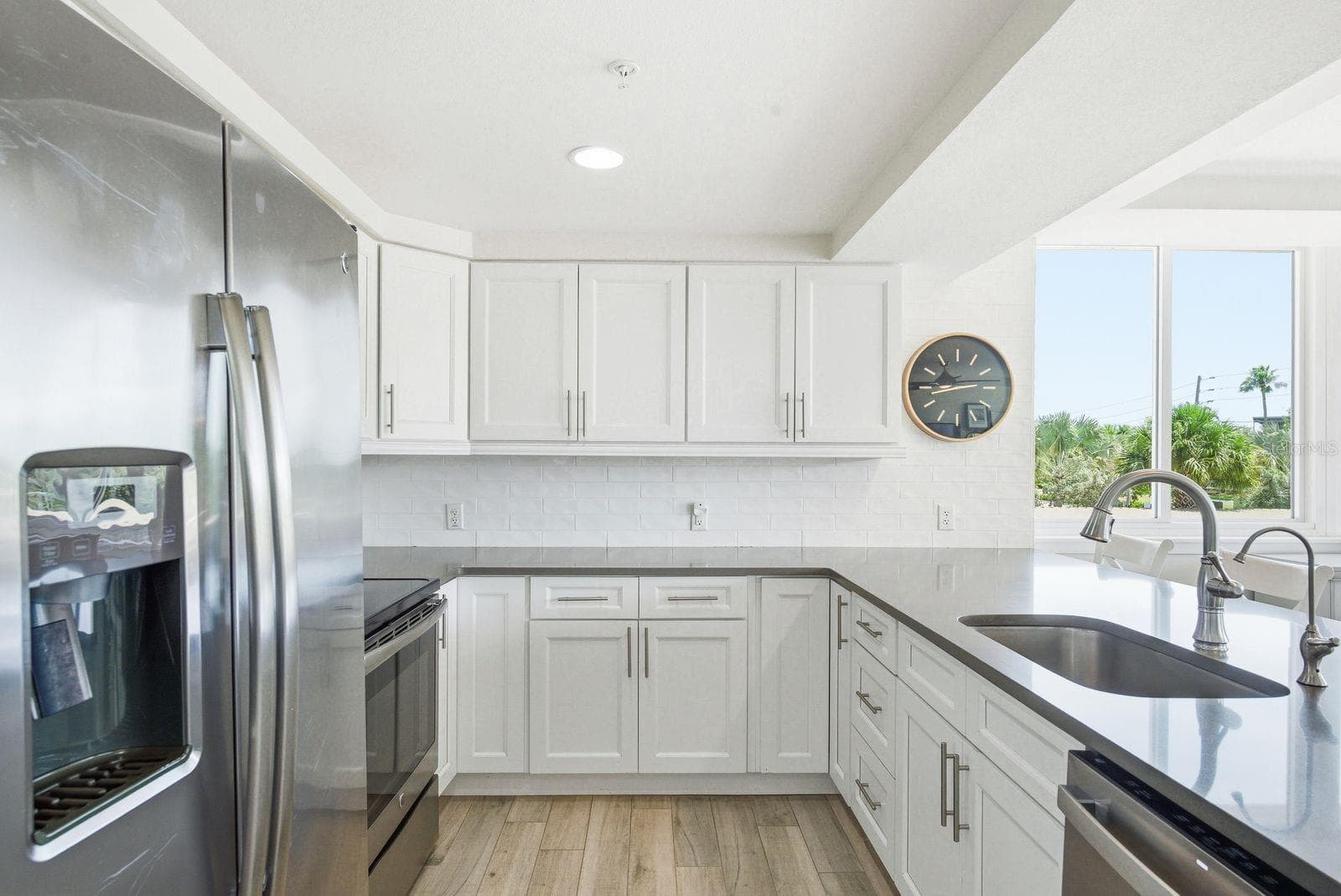 223 Island Way #2D photo 5